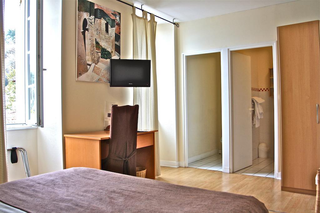 L'Hotel Du Perigord Aubeterre-sur-Dronne Pokój zdjęcie
